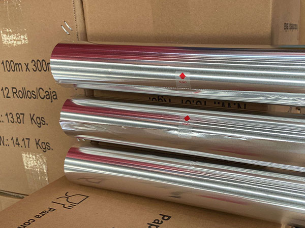 details of aluminum foil 30cm x 100m